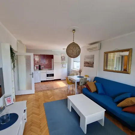 Lovely With Free Parking Daire Ljubljana