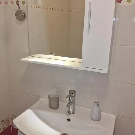 Apartment Lovely With Free Parking Ljubljana